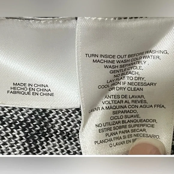 Anne Klein Black White Geometric Pattern Built In Tank Long Cardigan Sweater XL - Picture 7 of 8